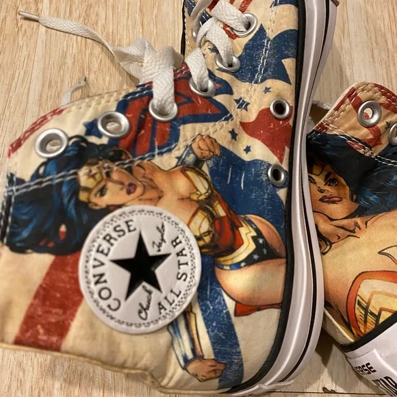 Converse Allstar Chuck Taylor unisex high top “Wonder Woman” sneakers - Picture 10 of 16
